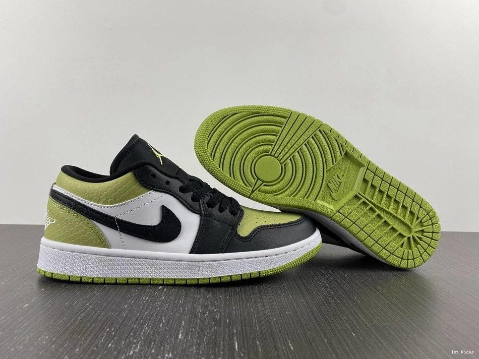Green (W) Jordan Low Snakeskin - Vivid DX4446-301 1 1020
